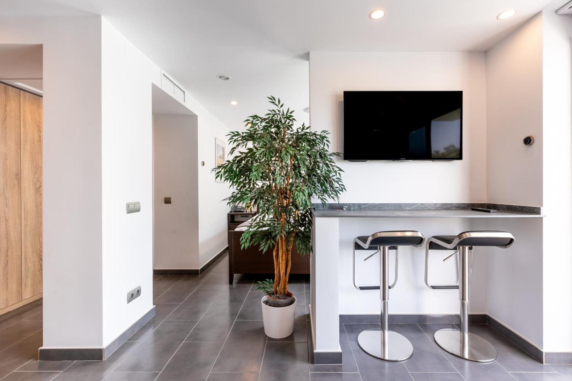 Wintowinrentals Executive Apt In Ocean House Complex Torremolinos Exteriér fotografie